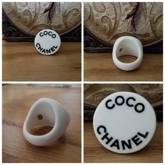 CHANEL Jewelry - 💍CoCo Chanel Resin Ring